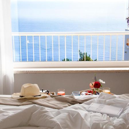 Una Villa - Amalfi Boutique Rooms B&B Buitenkant foto